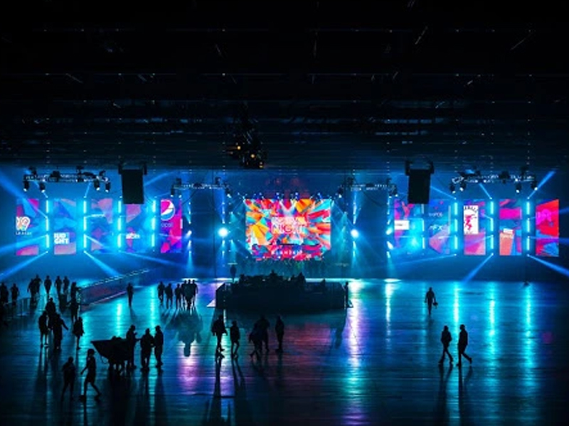 Why Do LED Walls Show a “Bending Effect”