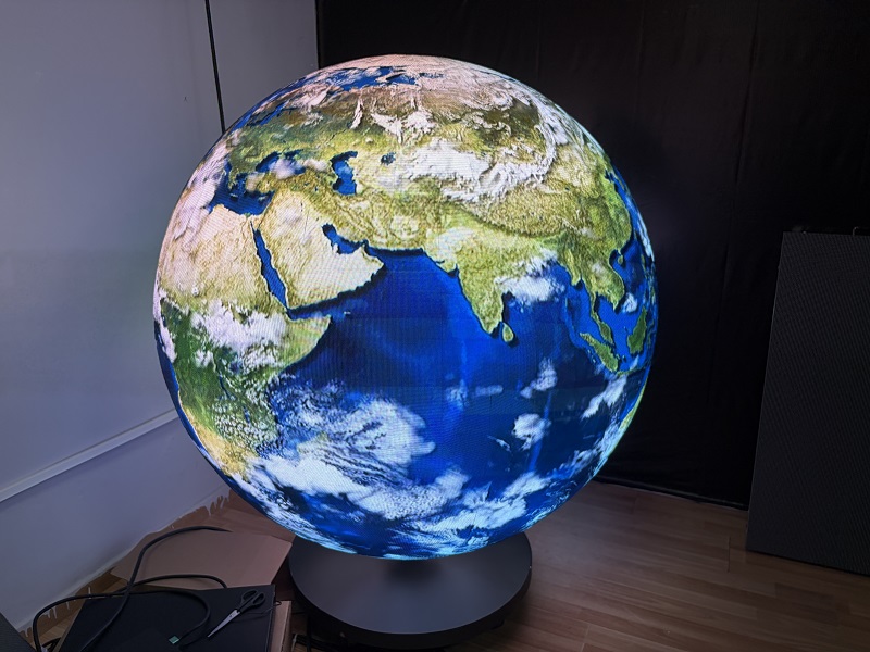 1-Meter Outdoor Spherical LED Display So